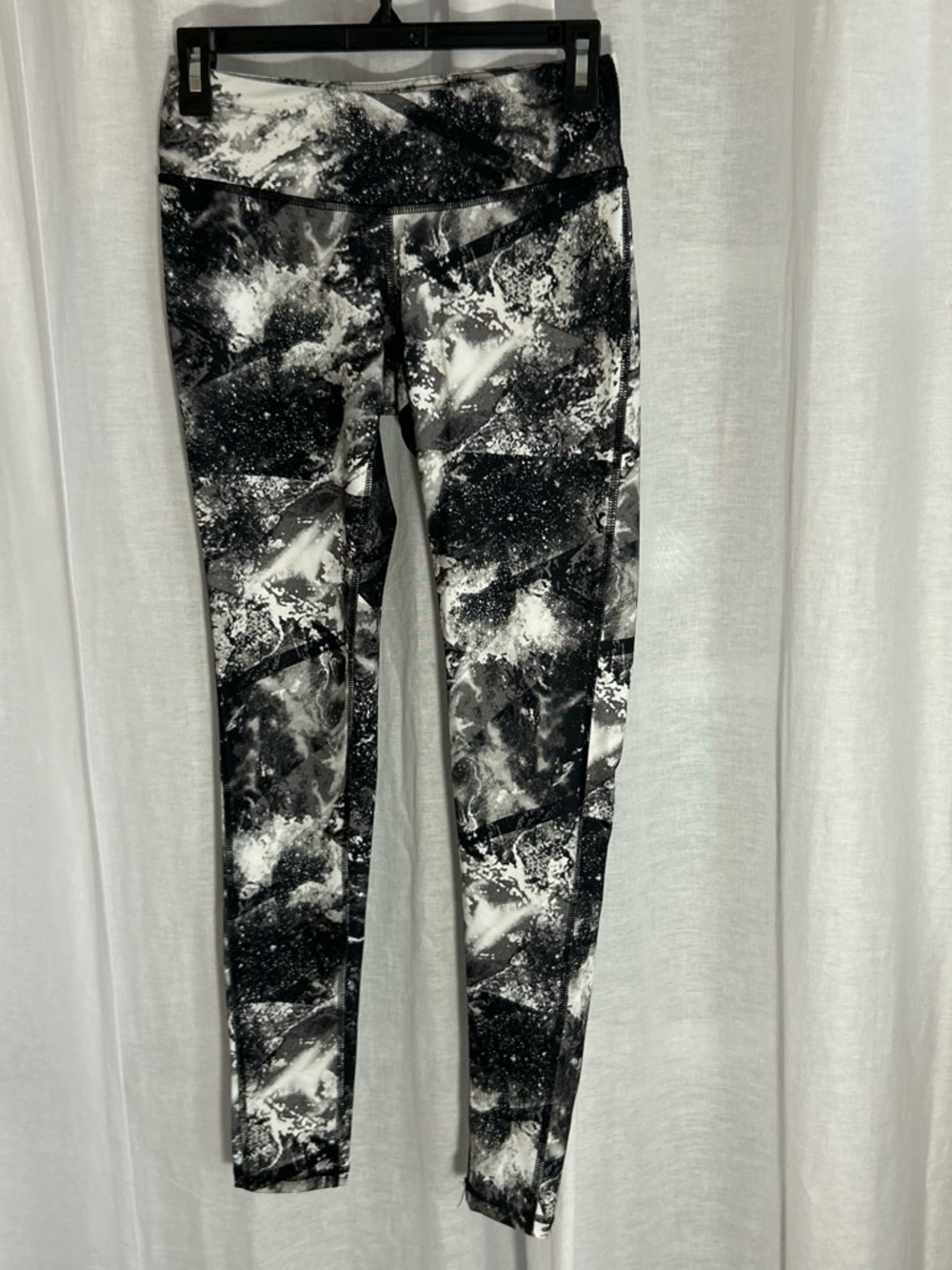 Tek Gear | Women’s Black & White Marble Print Leggings | Size XS